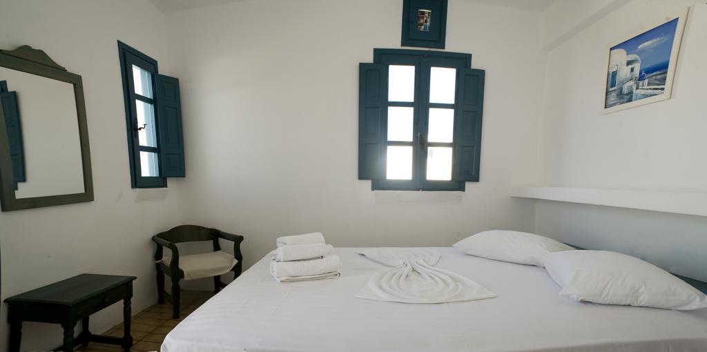 Oias Sunset Aparthotel Екстериор снимка