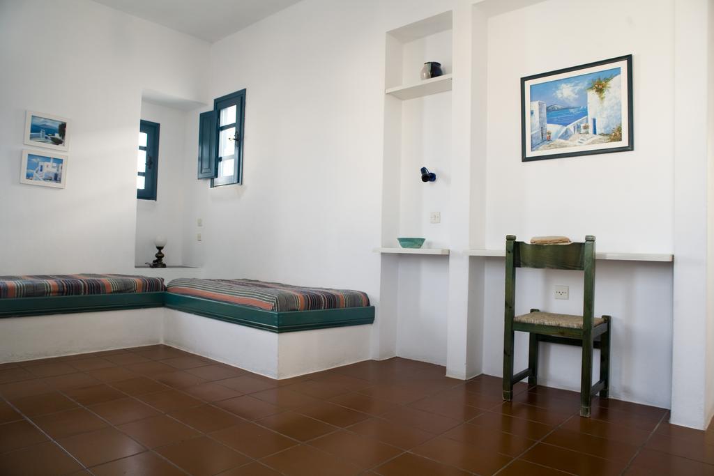 Oias Sunset Aparthotel Екстериор снимка